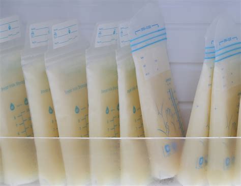 How to Ship Frozen Breast Milk: A Comprehensive Guide to Ensuring Safe and Efficient Delivery